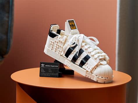 adidas schoen lego|lego 10282 adidas superstar.